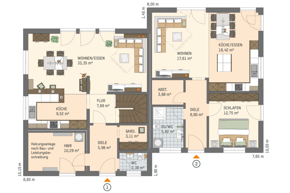 Grundriss des Erdgeschosses im ALTERO 7 M5 mit Wohn- und Essbereich, Küche, Schlafzimmer, Hauswirtschaftsraum, Diele, Garderobe, WC und Treppe