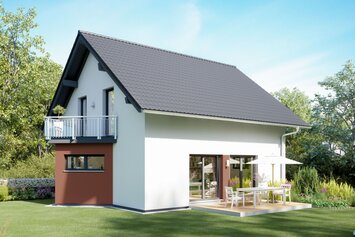 FingerHaus VIO 150 – modernes Einfamilienhaus mit Satteldach, weißer Fassade und spitzem Erkeranbau mit Balkon. Im Garten sind Terrasse, Rasenfläche und Blühpflanzen zu sehen.